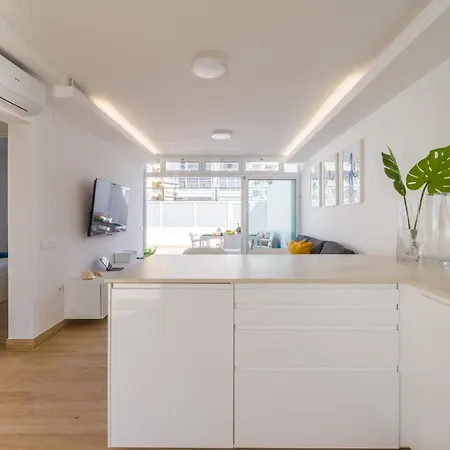 Seaside Playa Del Ingles Refurbished In 2024 * San Bartolome de Tirajana (Gran Canaria)